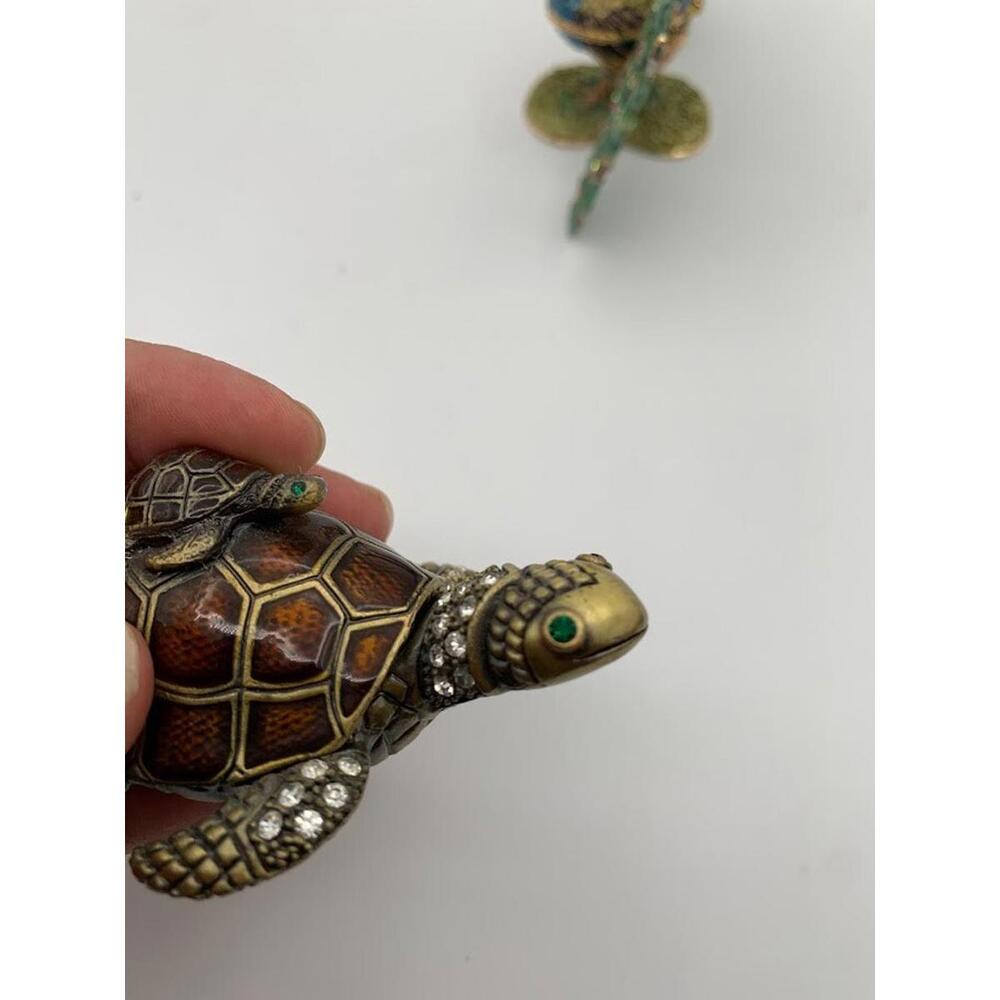 Peacock Bird and Turtle Jewelled Trinket Box - Enamelled - Picture 8 of 15